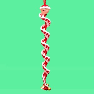 Guirlande rouge et blanc avec tête en bois