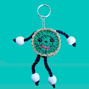 Bonhomme de Noël porte-clé, rond vert et doré, 4 boules en bois