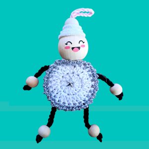 Bonhomme de Noël rond blanc et argent, 5 boules en bois