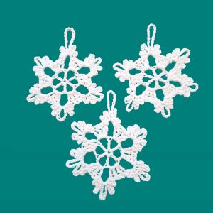 Lot de 3 flocons blancs au crochet